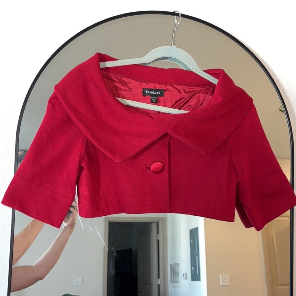 Bebe Cropped Elbow Length Blazer